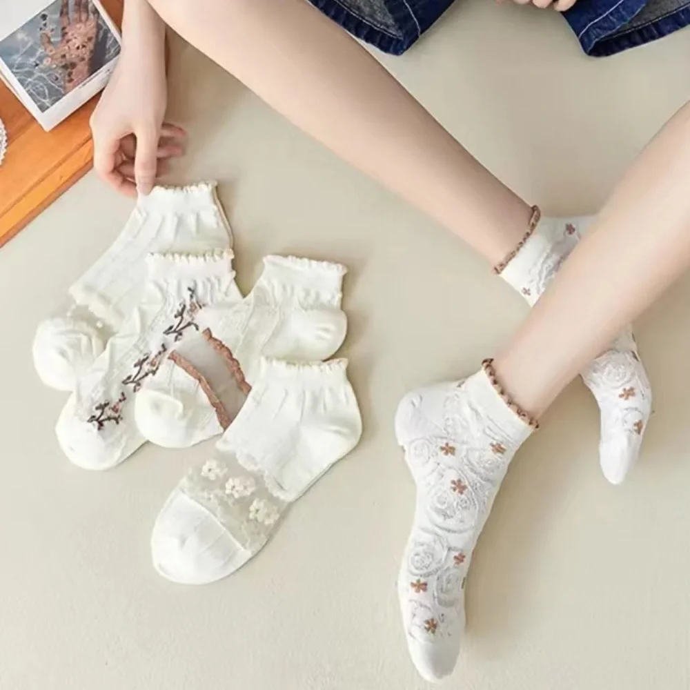 Women’s Floral Lace White Socks 5 Pairs